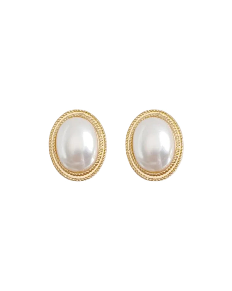 Radiance Ovale Parel Oorknoppen