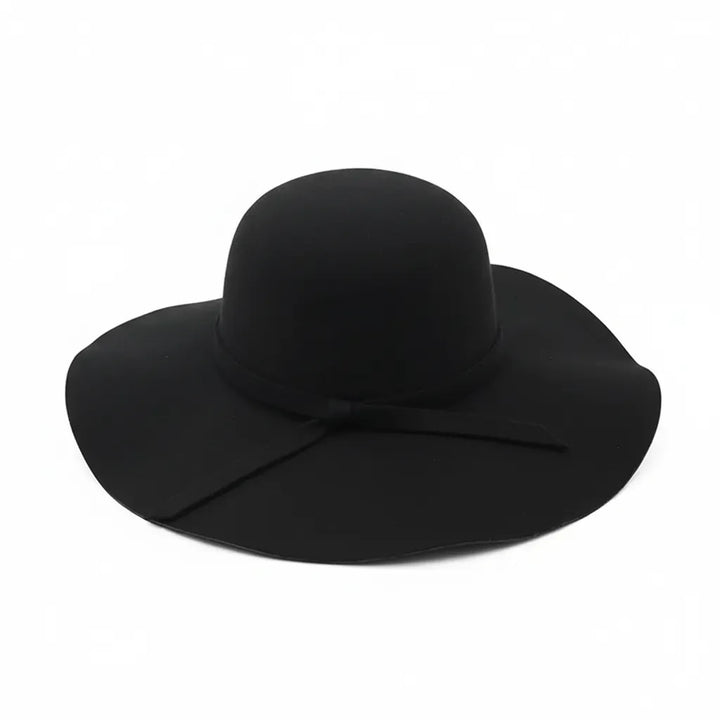 Chapeau Old Money