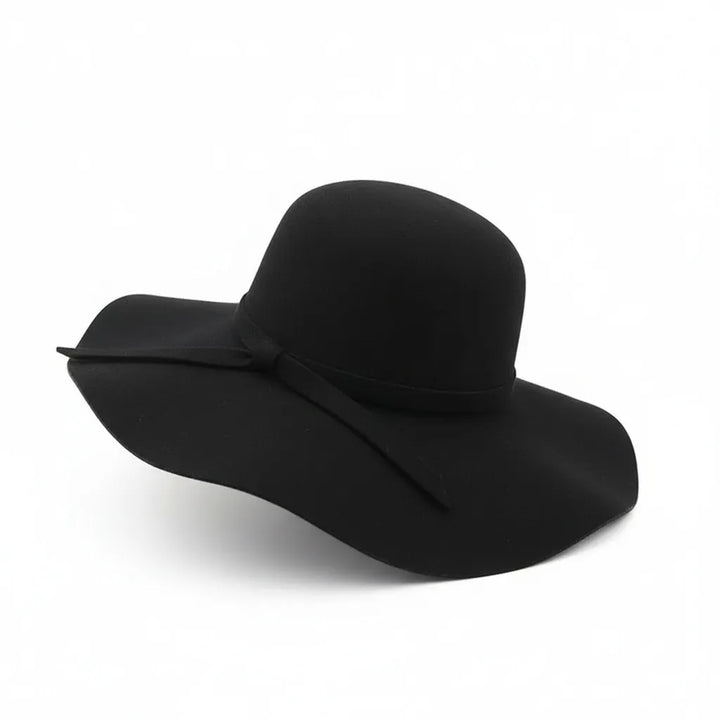Chapeau Old Money