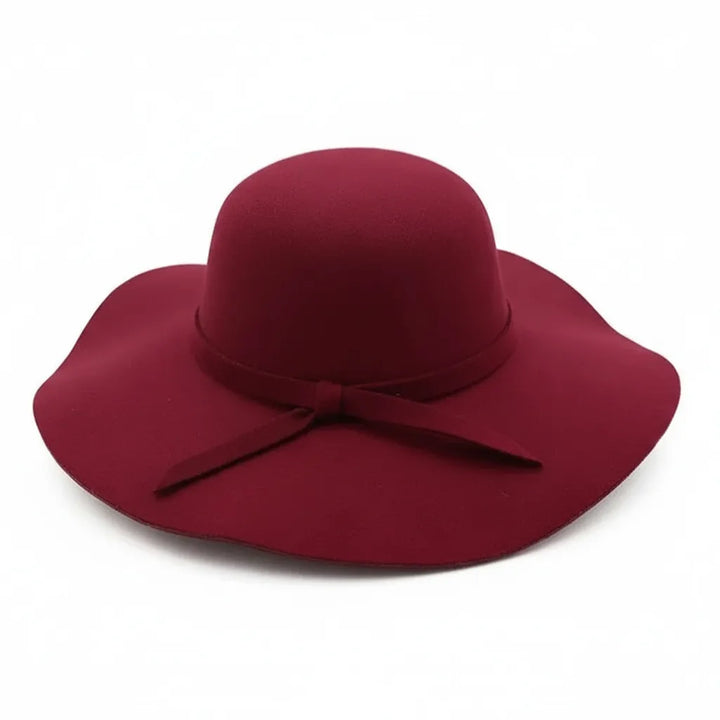 Chapeau Old Money