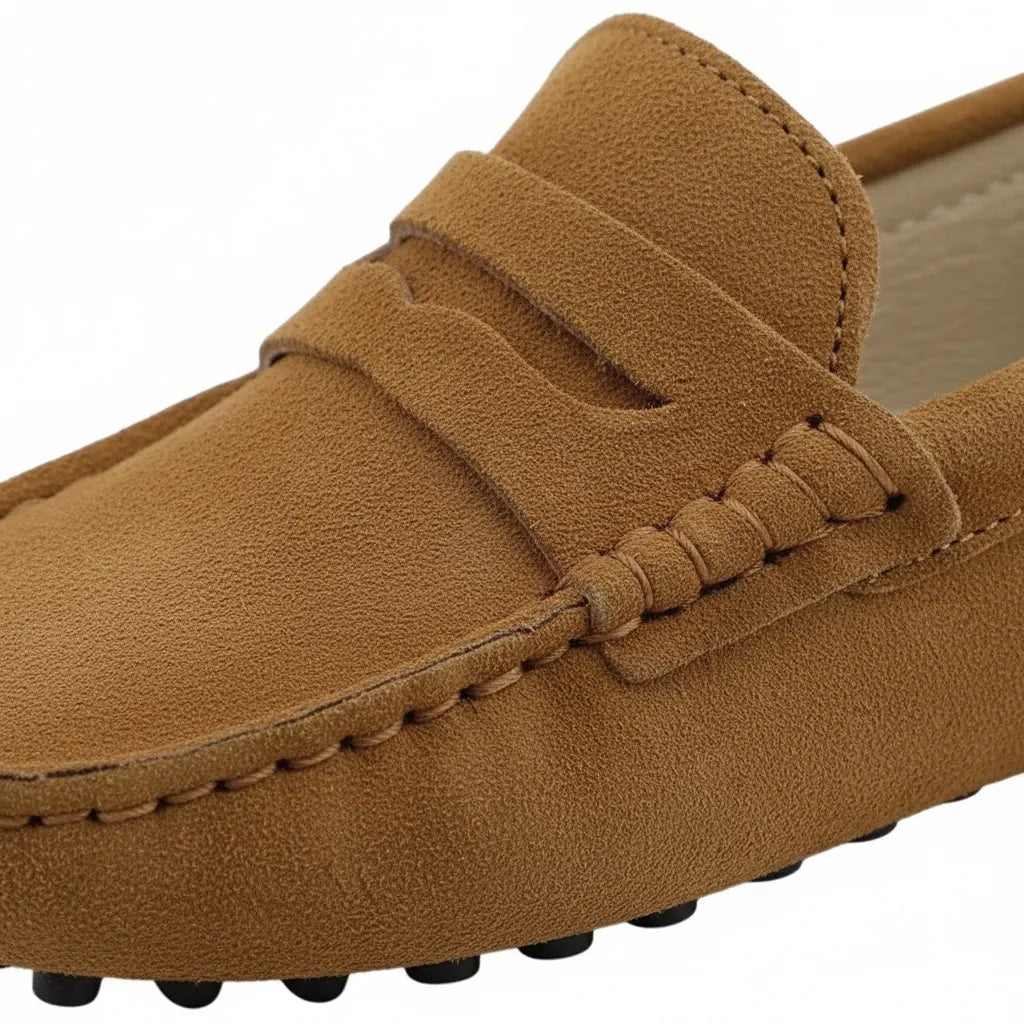 De Klassieke Bruine Loafer