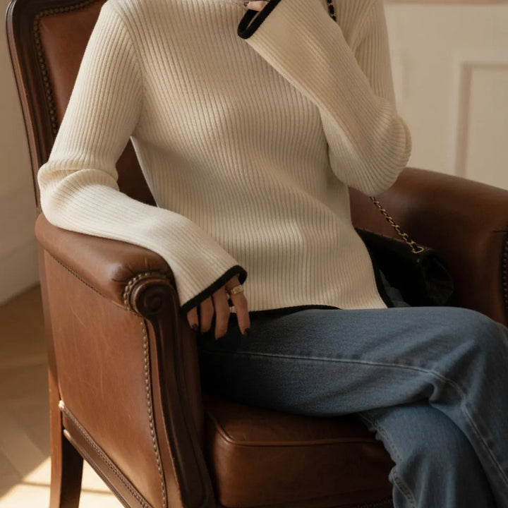 Pull Old Money Femme